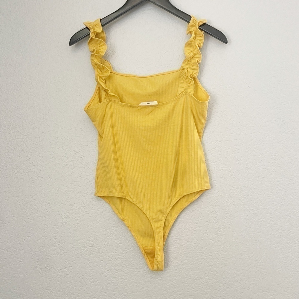ELODIE Yellow Ribbed Tank Ruffle Straps Bodysuit Large - Picture 7 of 10